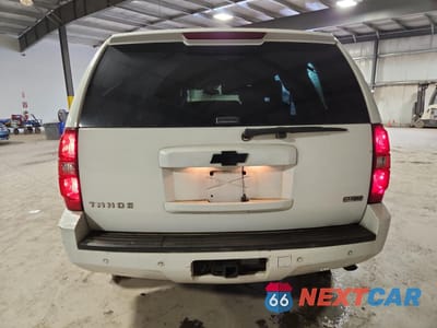 Zdjęcie 6 z 13 samochodu: 2010 CHEVROLET TAHOE K1500 LT VIN:1GNUKBE06AR232204 - miniatura