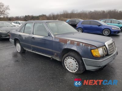 Czwarte zdjęcie samochodu z boku: 1987 MERCEDES-BENZ 300 E VIN:WDBEA30DGHA521950 - miniatura