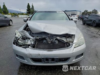 Piąte zdjęcie samochodu w środku: 2007 HONDA ACCORD SE VIN:1HGCM56337A213384 - miniatura