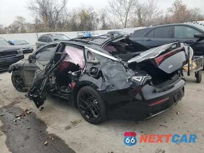 Drugie zdjęcie samochodu z przodu: 2026 KIA K5 GT LINE VIN:KNAG64J70T5398024 - miniatura