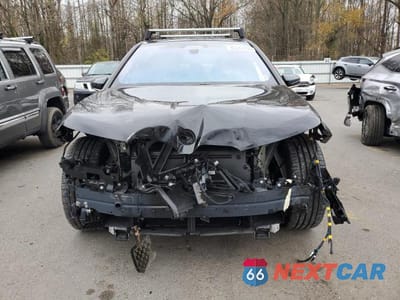 Piąte zdjęcie samochodu w środku: 2023 BMW IX M60 VIN:WB533CF04PCM51160 - miniatura