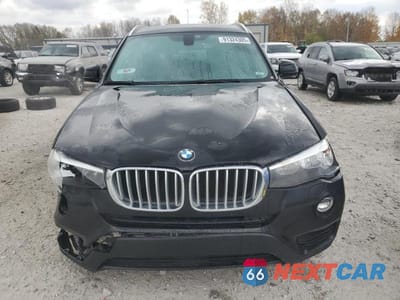 Piąte zdjęcie samochodu w środku: 2017 BMW X3 XDRIVE28I VIN:5UXWX9C39H0T20881 - miniatura