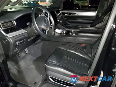 Zdjęcie 7 z 13 samochodu: 2022 JEEP GRAND WAGONEER SERIES III VIN:1C4SJVGJ2NS161141 - miniatura