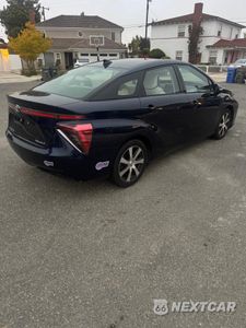 Czwarte zdjęcie samochodu z boku: 2018 TOYOTA MIRAI VIN:JTDBVRBD0JA003989 - miniatura