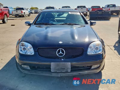 Piąte zdjęcie samochodu w środku: 1999 MERCEDES-BENZ SLK 230 KOMPRESSOR VIN:WDBKK47F7XF132067 - miniatura