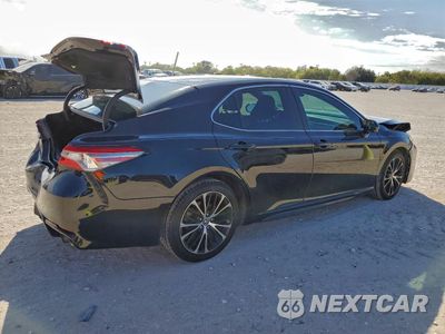 Trzecie zdjęcie samochodu z tyłu: 2018 TOYOTA CAMRY L VIN:4T1B11HK4JU027645 - miniatura