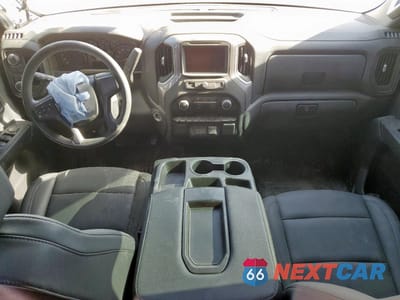 Zdjęcie 8 z 13 samochodu: 2023 CHEVROLET SILVERADO K1500 VIN:1GCRDAED8PZ218206 - miniatura