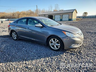 Czwarte zdjęcie samochodu z boku: 2011 HYUNDAI SONATA SE VIN:5NPEC4AC8BH302204 - miniatura