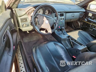 Zdjęcie 8 z 13 samochodu: 1999 MERCEDES-BENZ SLK 230 KOMPRESSOR VIN:WDBKK47F7XF132067 - miniatura