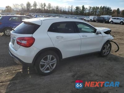 Trzecie zdjęcie samochodu z tyłu: 2019 MERCEDES-BENZ GLA 250 4MATIC VIN:WDCTG4GB2KU007111 - miniatura