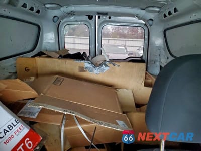 Zdjęcie 10 z 13 samochodu: 2015 RAM PROMASTER CITY VIN:ZFBERFAT8F6A86788 - miniatura