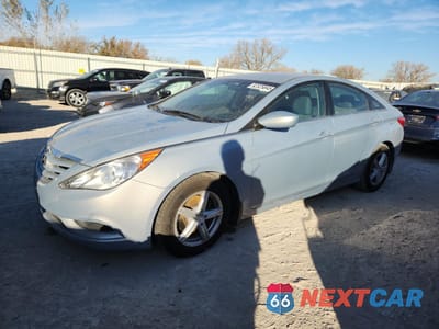 2011 HYUNDAI SONATA GLS 5NPEB4AC8BH075096 - główne zdjęcie licytacji z USA - miniatura