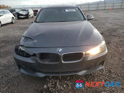Piąte zdjęcie samochodu w środku: 2014 BMW 328 XI VIN:WBA3B3G52ENR81904 - miniatura