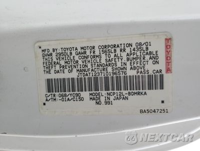 Zdjęcie 12 z 14 samochodu: 2001 TOYOTA ECHO VIN:JTDAT123710196576 - miniatura
