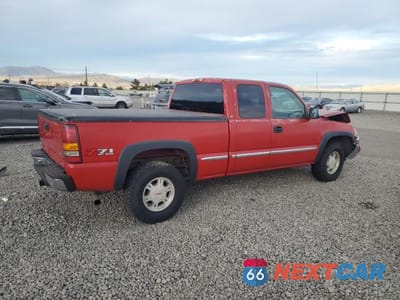 Trzecie zdjęcie samochodu z tyłu: 2001 GMC NEW SIERRA K1500 VIN:2GTEK19T011297716 - miniatura