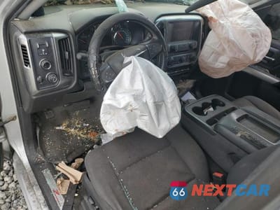 Zdjęcie 8 z 11 samochodu: 2018 CHEVROLET SILVERADO K1500 LT VIN:3GCUKREC2JG124223 - miniatura