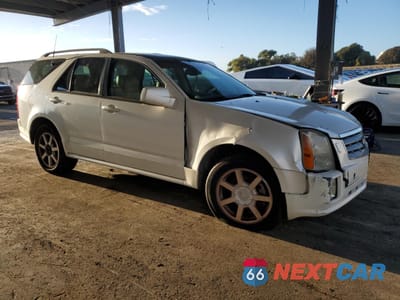 Czwarte zdjęcie samochodu z boku: 2004 CADILLAC SRX VIN:1GYEE63A340159478 - miniatura