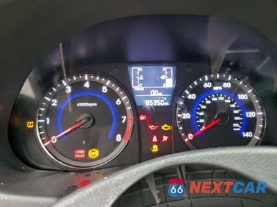 Zdjęcie 9 z 14 samochodu: 2017 HYUNDAI ACCENT SE VIN:KMHCT4AE4HU362368 - miniatura