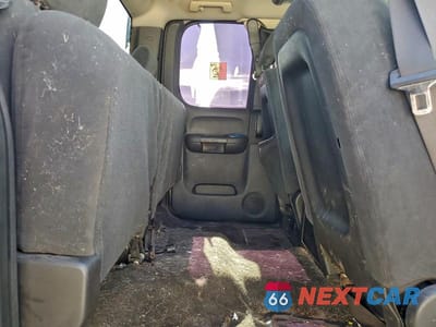 Zdjęcie 10 z 12 samochodu: 2008 GMC SIERRA VIN:1GTEC19J18Z173936 - miniatura