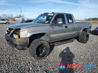 2003 CHEVROLET SILVERADO K2500 HEAVY DUTY 1GCHK29U23E144655 - główne zdjęcie licytacji z USA - miniatura