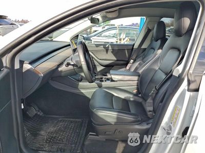 Zdjęcie 7 z 12 samochodu: 2020 TESLA MODEL Y VIN:5YJYGDEE7LF004434 - miniatura