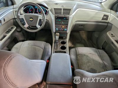 Zdjęcie 8 z 14 samochodu: 2011 CHEV TRAVERSE L VIN:1GNKVGED6BJ215014 - miniatura