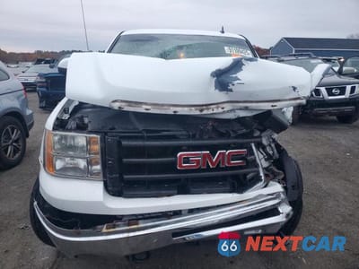 Piąte zdjęcie samochodu w środku: 2011 GMC SIERRA K1500 SLT VIN:1GTR2WE37BZ438262 - miniatura