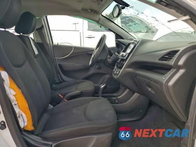 Zdjęcie 7 z 13 samochodu: 2017 CHEVROLET SPARK VIN:KL8CB6SA7HC779867 - miniatura