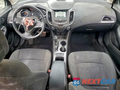 Zdjęcie 8 z 13 samochodu: 2017 CHEVROLET CRUZE LT VIN:3G1BE6SM7HS612867 - miniatura