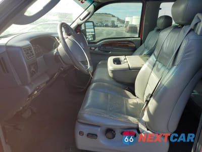 Zdjęcie 7 z 14 samochodu: 2003 FORD F350 SUPER DUTY VIN:1FTWX33P13ED23352 - miniatura