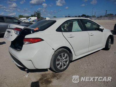 Trzecie zdjęcie samochodu z tyłu: 2021 TOYOTA COROLLA LE VIN:JTDEPMAE1MJ172511 - miniatura