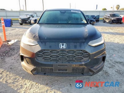 Piąte zdjęcie samochodu w środku: 2025 HONDA HR-V LX VIN:3CZRZ1H32SM756716 - miniatura