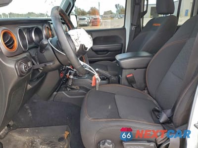 Zdjęcie 7 z 12 samochodu: 2023 JEEP GLADIATOR MOJAVE VIN:1C6JJTEG0PL508879 - miniatura