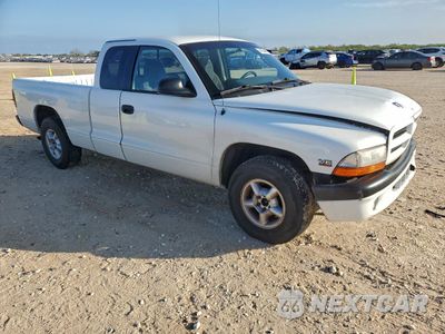 Czwarte zdjęcie samochodu z boku: 2000 DODGE DAKOTA VIN:1B7GL22X3YS752058 - miniatura