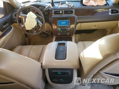 Zdjęcie 8 z 16 samochodu: 2007 GMC YUKON DENALI VIN:1GKFK63877J218308 - miniatura
