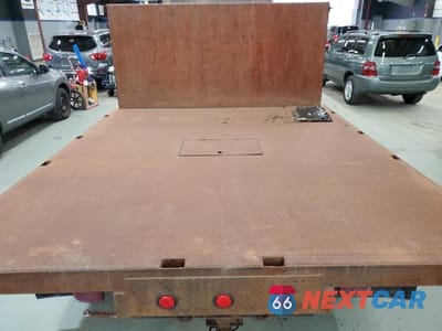 Zdjęcie 10 z 13 samochodu: 2000 FORD F550 SUPER DUTY VIN:1FDAF57F0YED22142 - miniatura