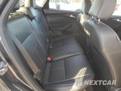 Zdjęcie 10 z 13 samochodu: 2017 FORD FOCUS TITANIUM VIN:1FADP3N2XHL266148 - miniatura
