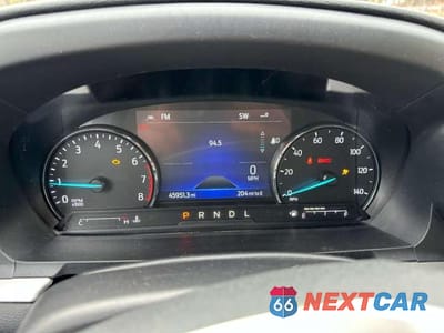 Zdjęcie 7 z 10 samochodu: 2024 FORD EXPLORER XLT VIN:1FMSK7DH0RGA02505 - miniatura