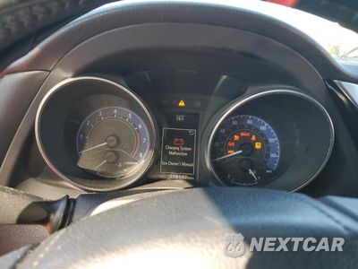 Zdjęcie 9 z 11 samochodu: 2018 TOYOTA COROLLA IM VIN:JTNKARJE3JJ559599 - miniatura