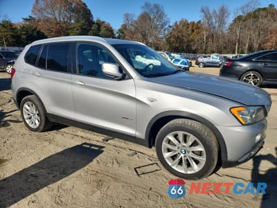 Czwarte zdjęcie samochodu z boku: 2014 BMW X3 XDRIVE28I VIN:5UXWX9C53E0D31147 - miniatura