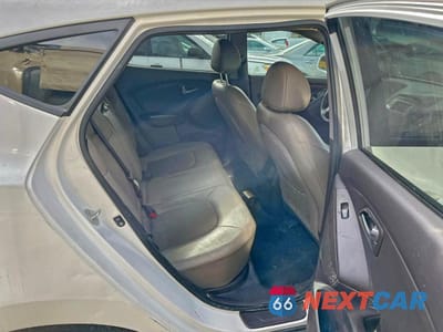 Zdjęcie 6 z 11 samochodu: 2015 HYUNDAI TUCSON LIMITED VIN:KM8JU3AG7FU092680 - miniatura