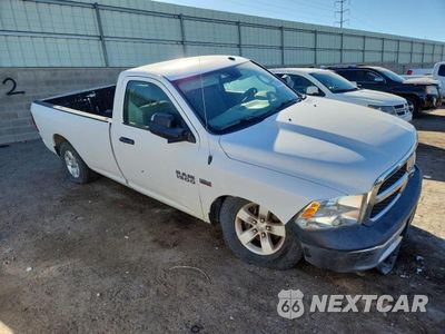 Czwarte zdjęcie samochodu z boku: 2018 RAM 1500 ST VIN:3C6JR7DT0JG176123 - miniatura