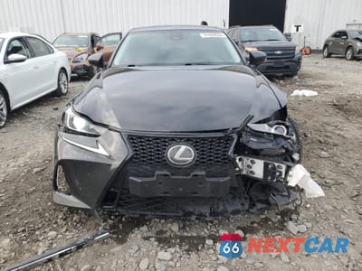 Piąte zdjęcie samochodu w środku: 2017 LEXUS IS 300 BASE VIN:JTHCM1D22H5021853 - miniatura
