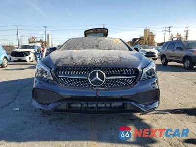 Piąte zdjęcie samochodu w środku: 2018 MERCEDES-BENZ CLA 250 VIN:WDDSJ4EB6JN649903 - miniatura