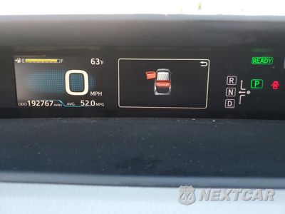 Zdjęcie 9 z 12 samochodu: 2016 TOYOTA PRIUS VIN:JTDKBRFU4G3013781 - miniatura