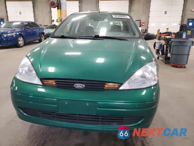 Piąte zdjęcie samochodu w środku: 2002 FORD FOCUS SE VIN:1FAFP34PX2W136320 - miniatura