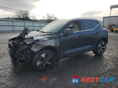 2023 VOLVO XC40 PLUS YV4L12UN1P2913003 - główne zdjęcie licytacji z USA - miniatura