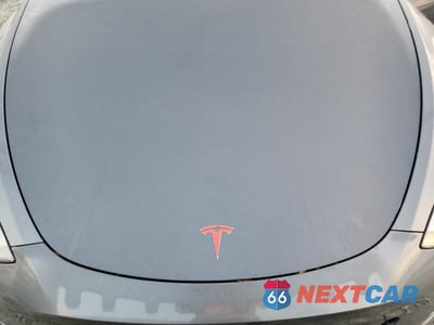 Zdjęcie 11 z 15 samochodu: 2022 TESLA MODEL Y VIN:7SAYGDEF5NF373856 - miniatura