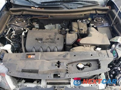 Zdjęcie 12 z 13 samochodu: 2020 MITSUBISHI OUTLANDER SE VIN:JA4AD3A35LZ040197 - miniatura