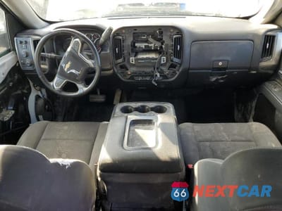 Zdjęcie 8 z 12 samochodu: 2018 CHEVROLET SILVERADO K1500 LT VIN:1GCUKREC5JF248083 - miniatura